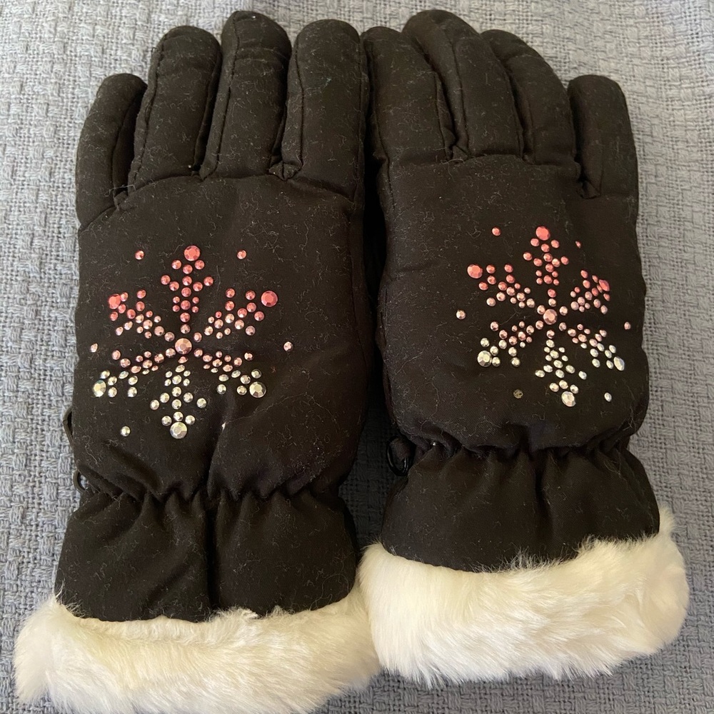 Thinsulate Girls Snowflake Rhinestone Winter Gloves